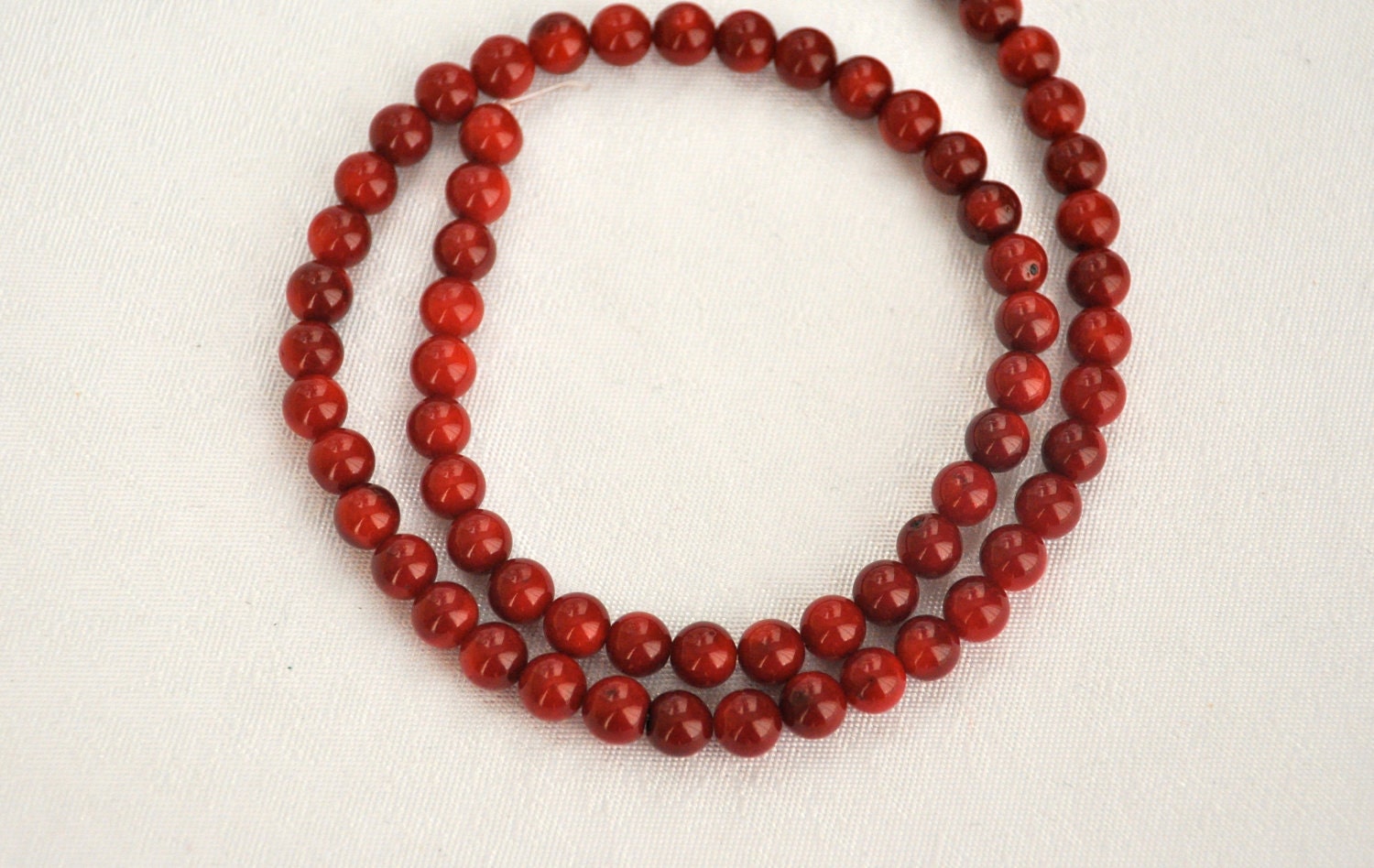 coral semiprecious stone)  jewelery making materials.red heart,red fashion
