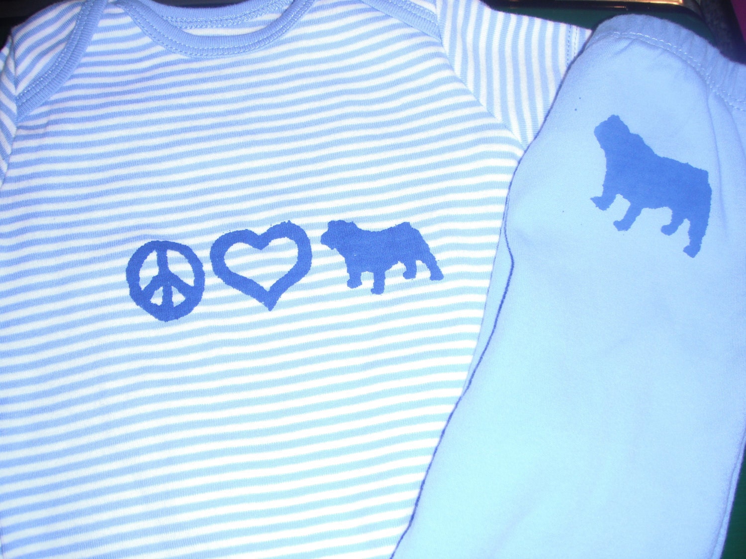 Peace Love Bulldog - 12 month