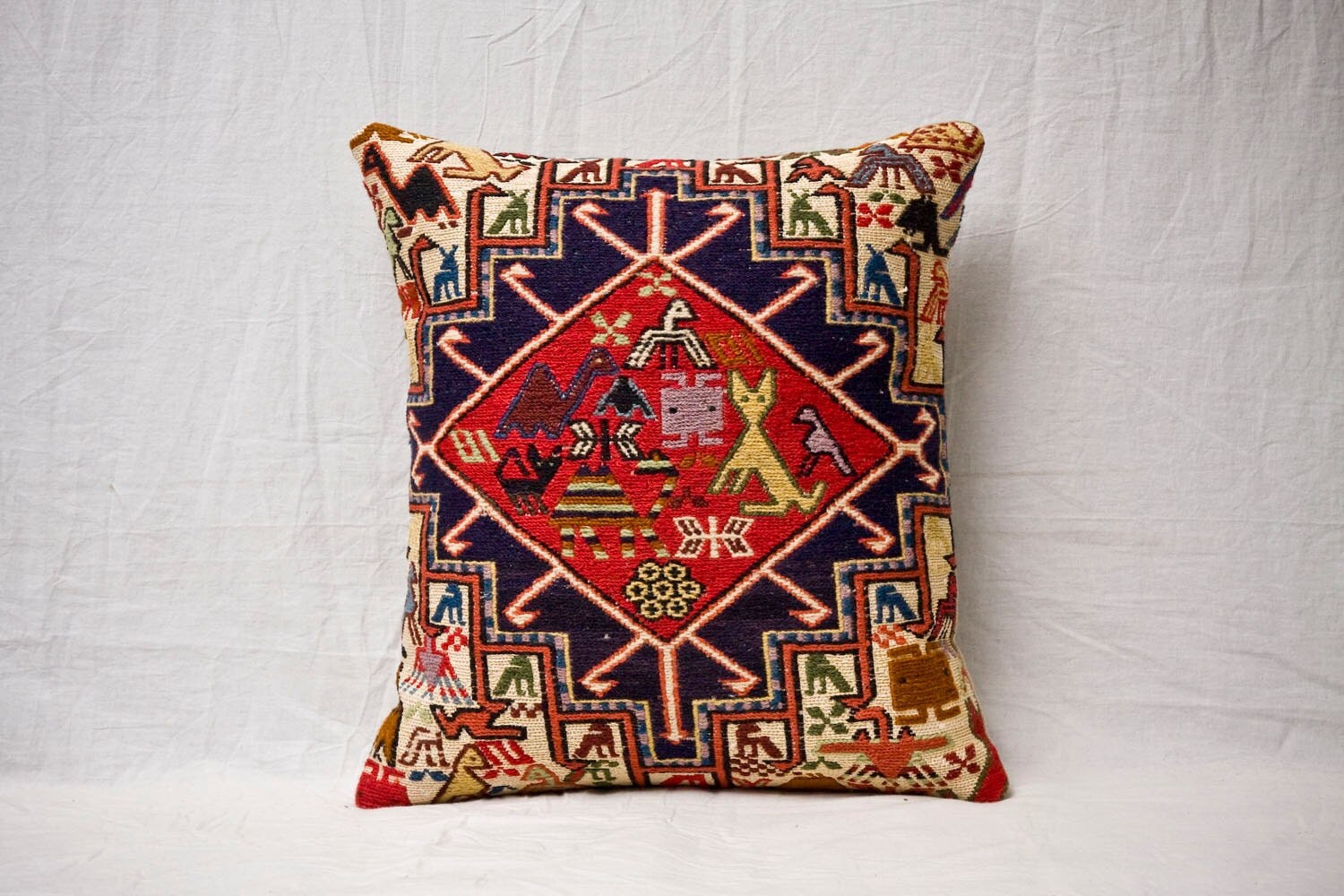 hand woven vintage kilim-sumak-sahsevan pillow cover - 16.93" x 18.51" - free shipment with UPS - 01951-126