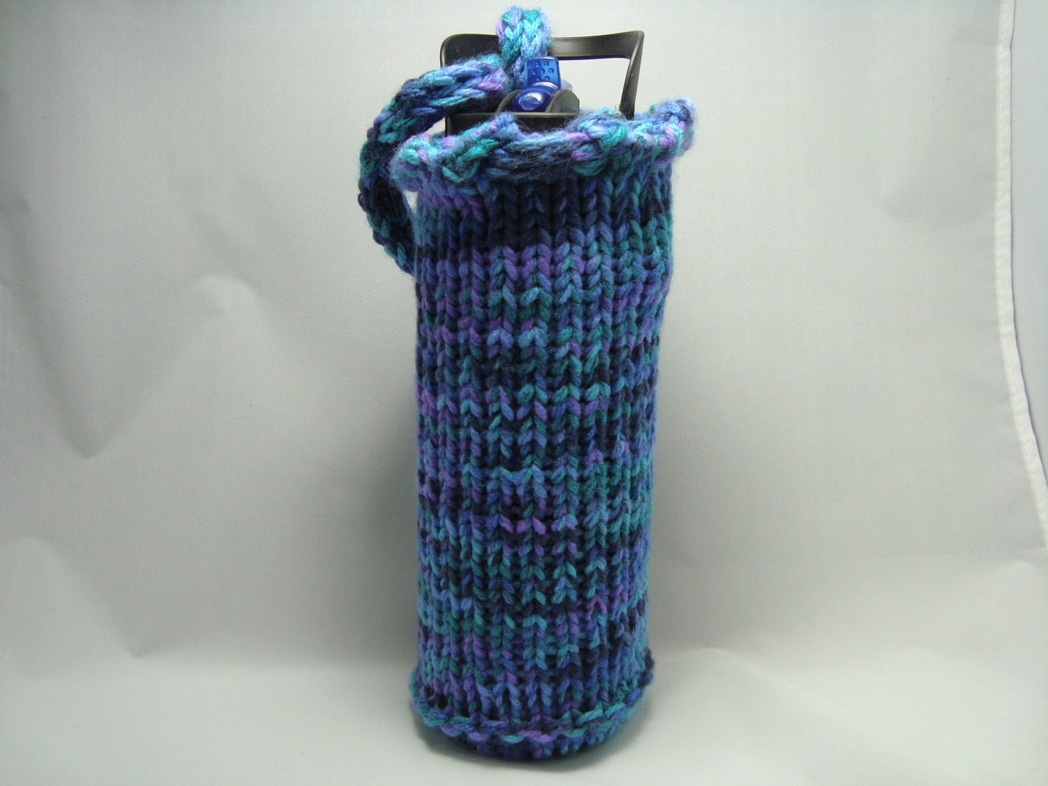 Loom Knitted Water Bottle Holder by 3BlueDogsAndMe on Etsy