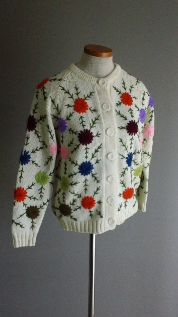 60s Daisy Embroidered Cardigan Sweater