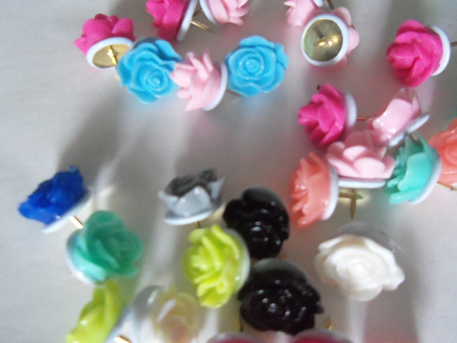 Resin flower small thumb tack, push pins