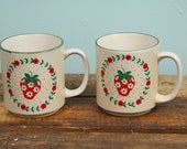Vintage Cofee Mugs / Strawberry / Flower / Set of 2