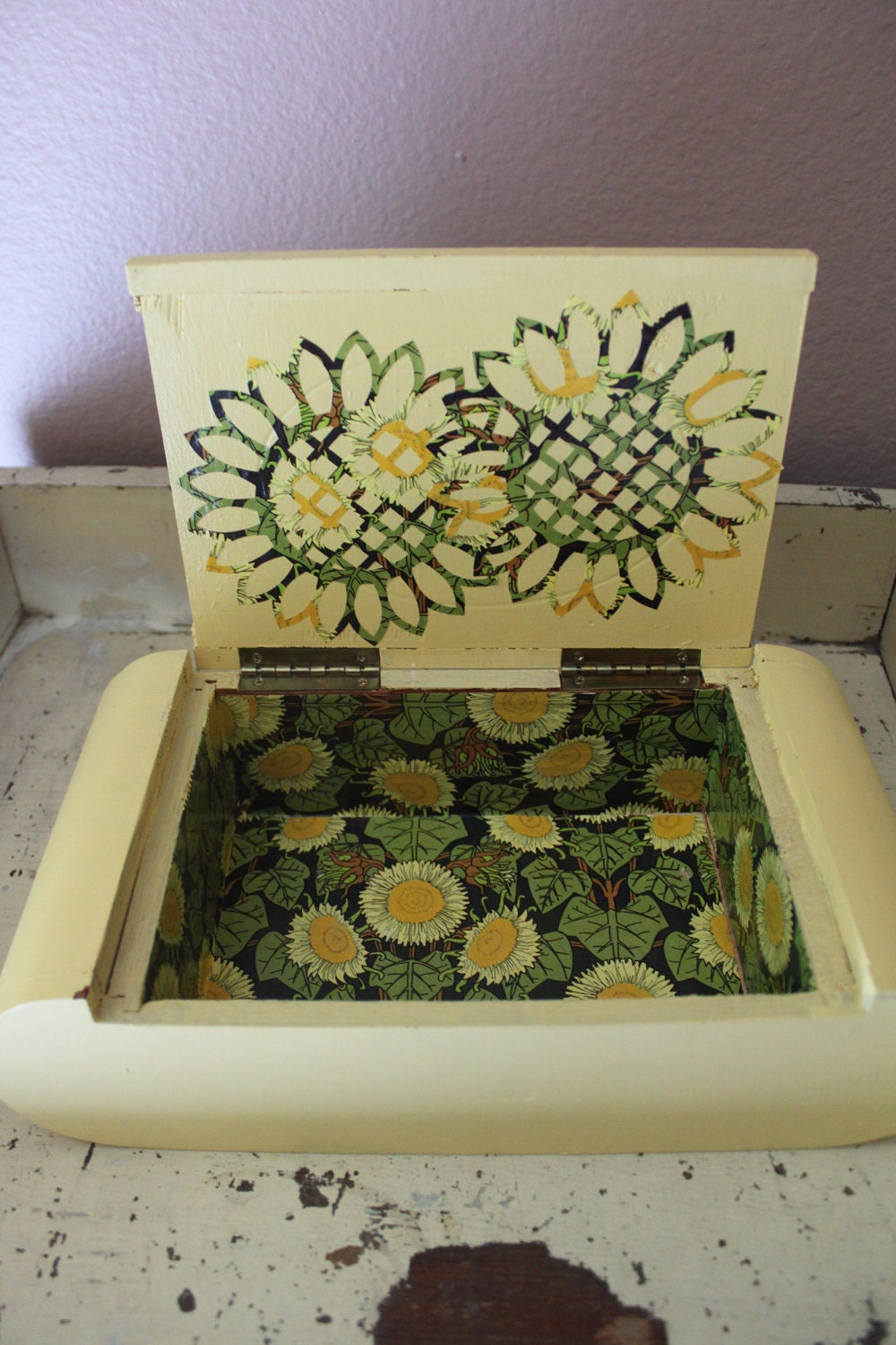 Sunflower box-Upcycled Jewelry Box-Cigar Box