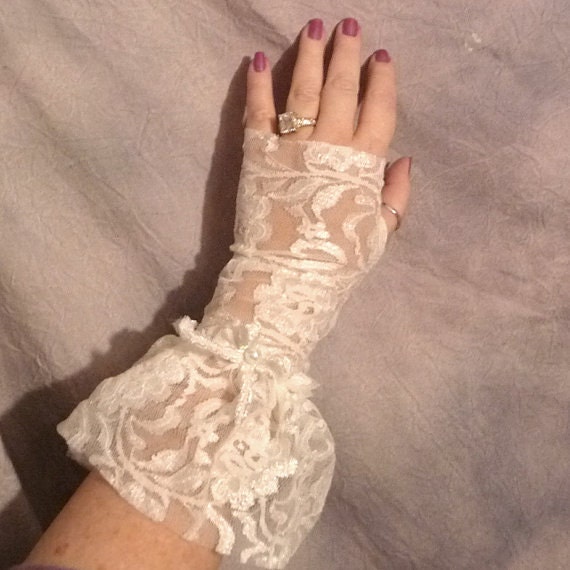 Ivory Fingerless Gloves Wedding Renaissance Ruffled Steampunk Bridal Soft Stretch Lace Juniors Womens Wristlets Arm Warmers