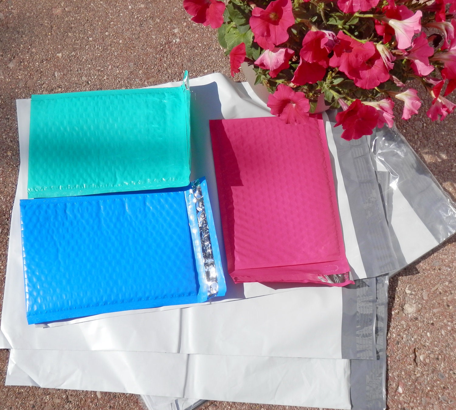 50 Pack 14.5x19 Poly Mailers bags Extra Large Flat by wrappingmeup