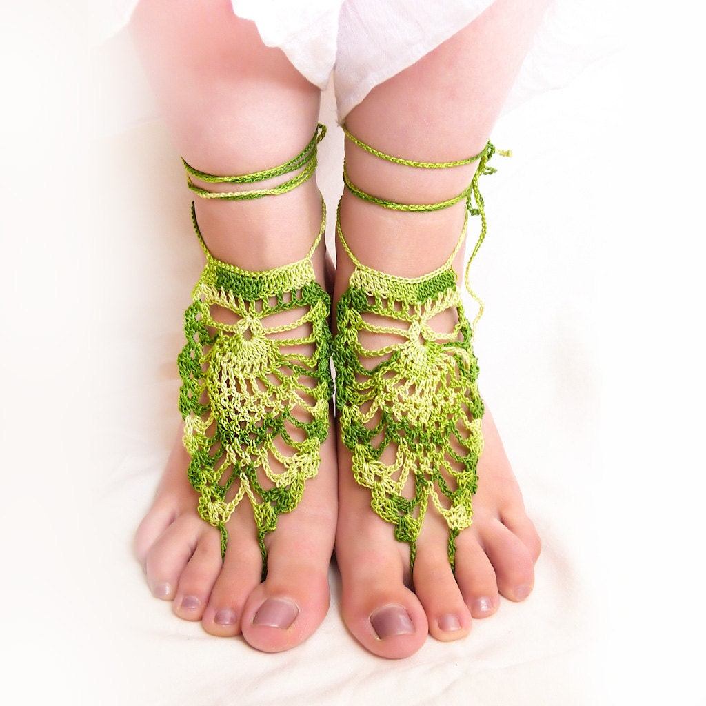 Gypsy Crochet Barefoot sandals, foot jewelry, green nude shoes, Lolita, sexy, lace,bohemian, foot thongs, yoga, belly-dance, Summer fashion