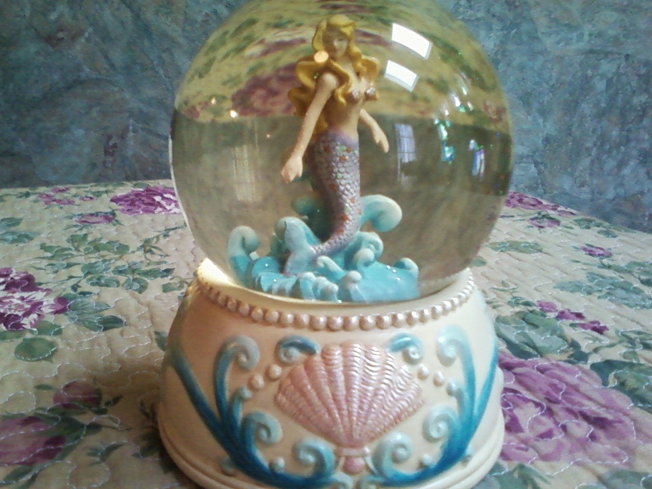 Musical Mermaid Snow Globe by HoneysDaughter on Etsy