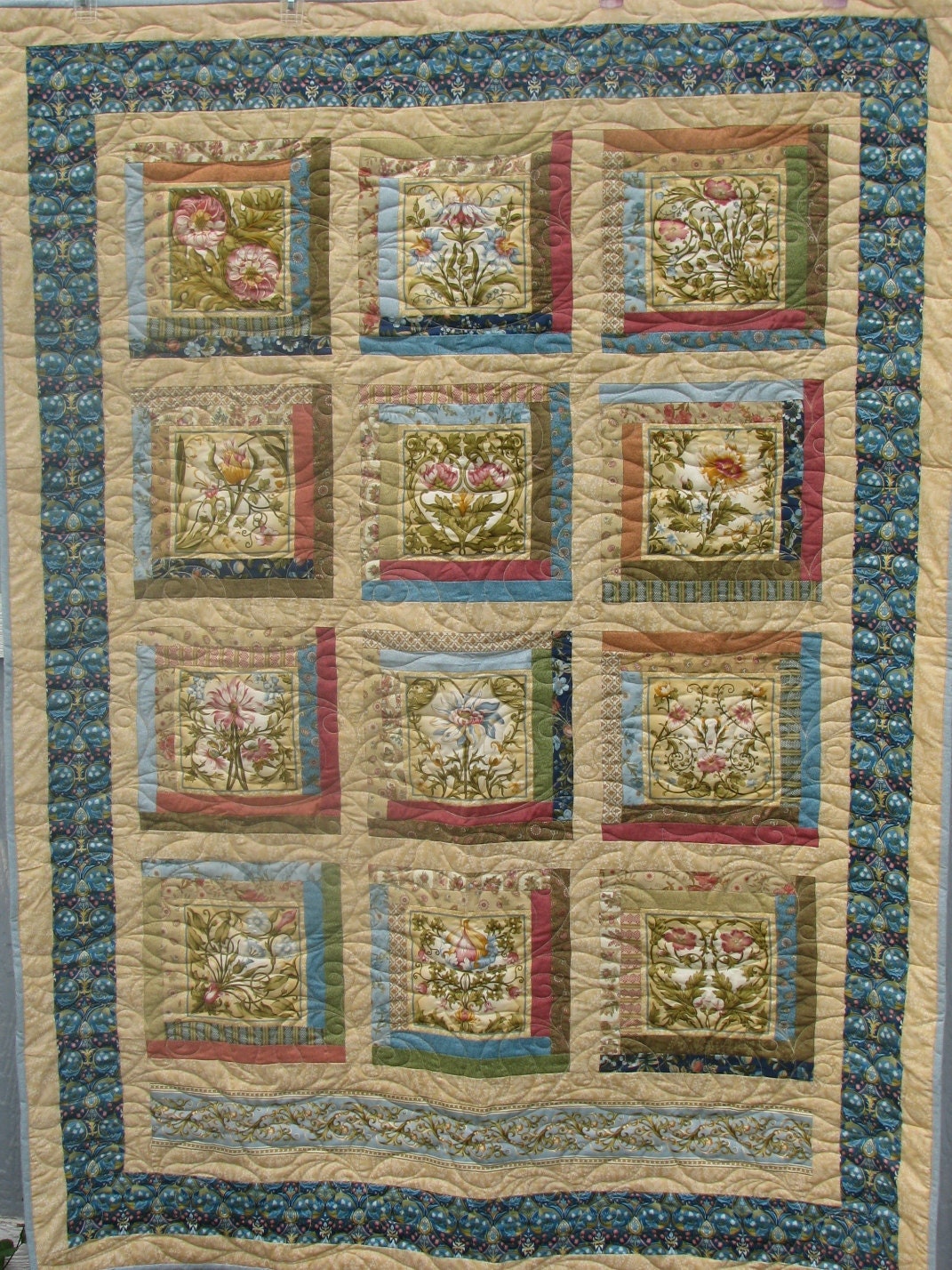 Lap Quilt - Flora and Fauna