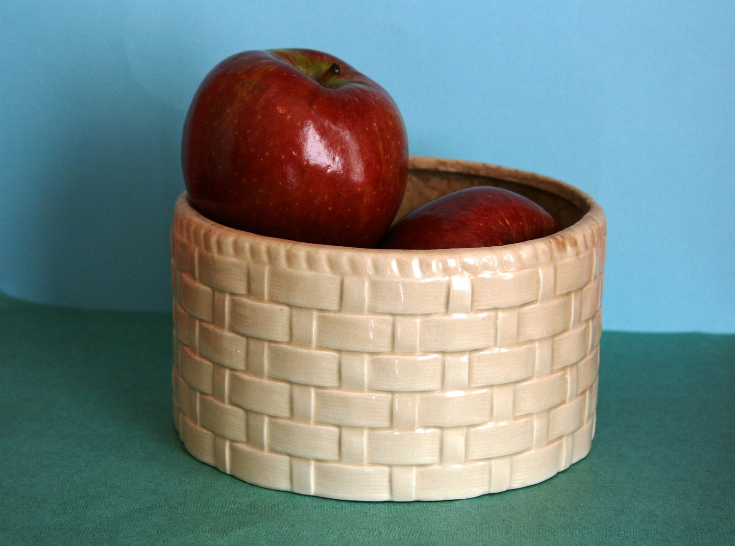 Vintage Ceramic Planter Pot Creamy