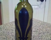 Classic Fleur de Lis wine bottle