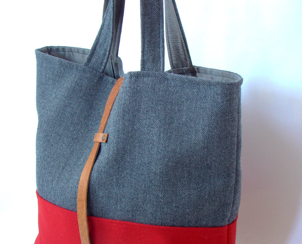 Large tote bag, wool, red and grey