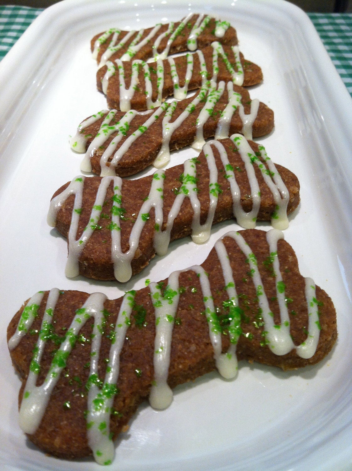 Peanut Butter Bones with Sugar-Free Yogurt Royal Icing