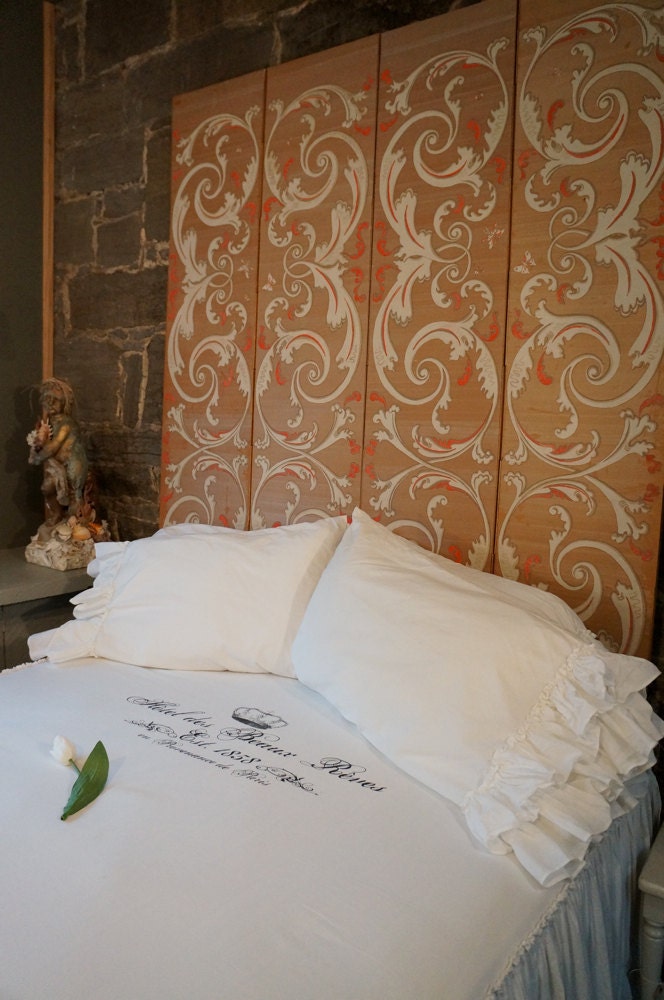 White Ruffle Pillowcase Set