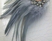 Gray Cameo Feather Fasciantor