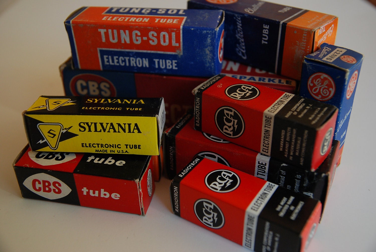 Steampunk supplies, Grab Bag, 10 vintage glass vacuum tubes, retro destash, retro home decor