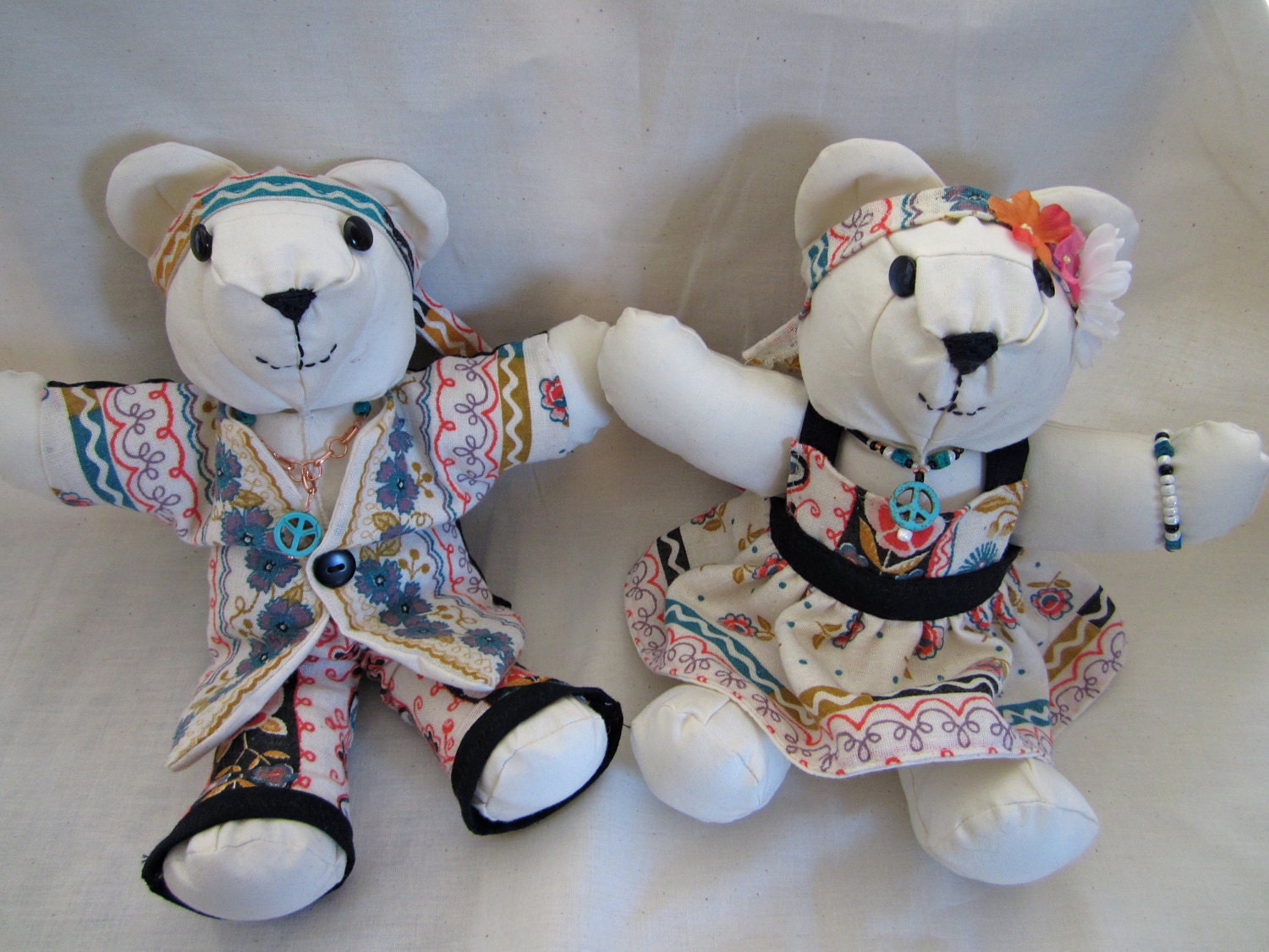 Retro Teddies... Bears with Retro Appeal Jenny & Tim Bear