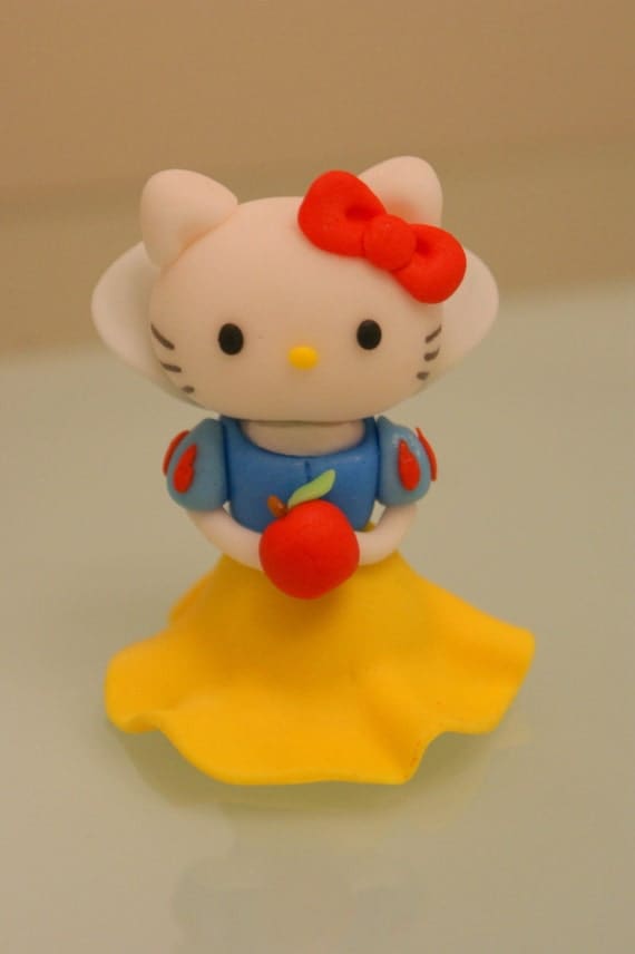Items similar to Snow White Hello Kitty Cake Topper on Etsy