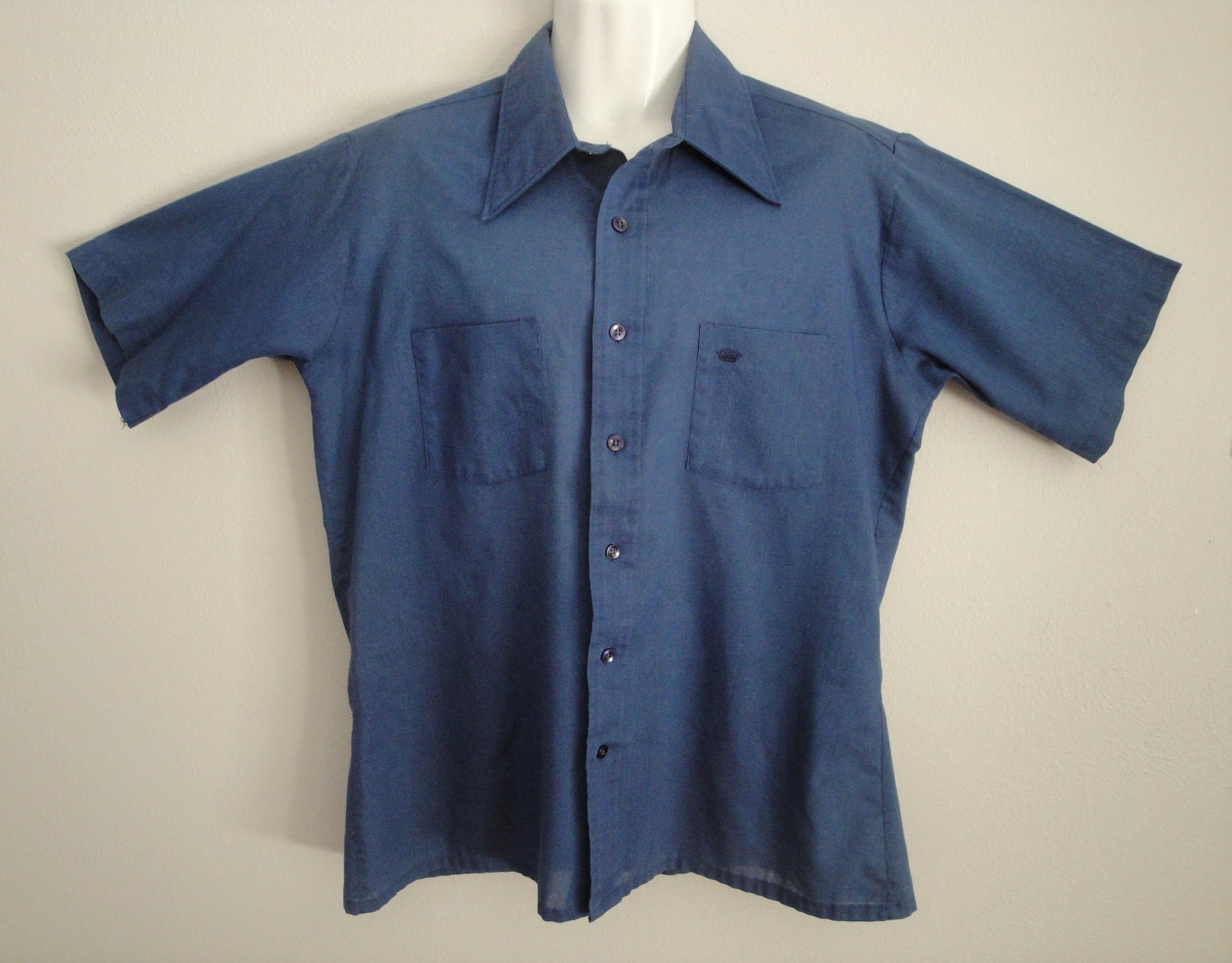 Vintage Mens Shirt 1960s Size L Crown Prince 60s Crested Pocket