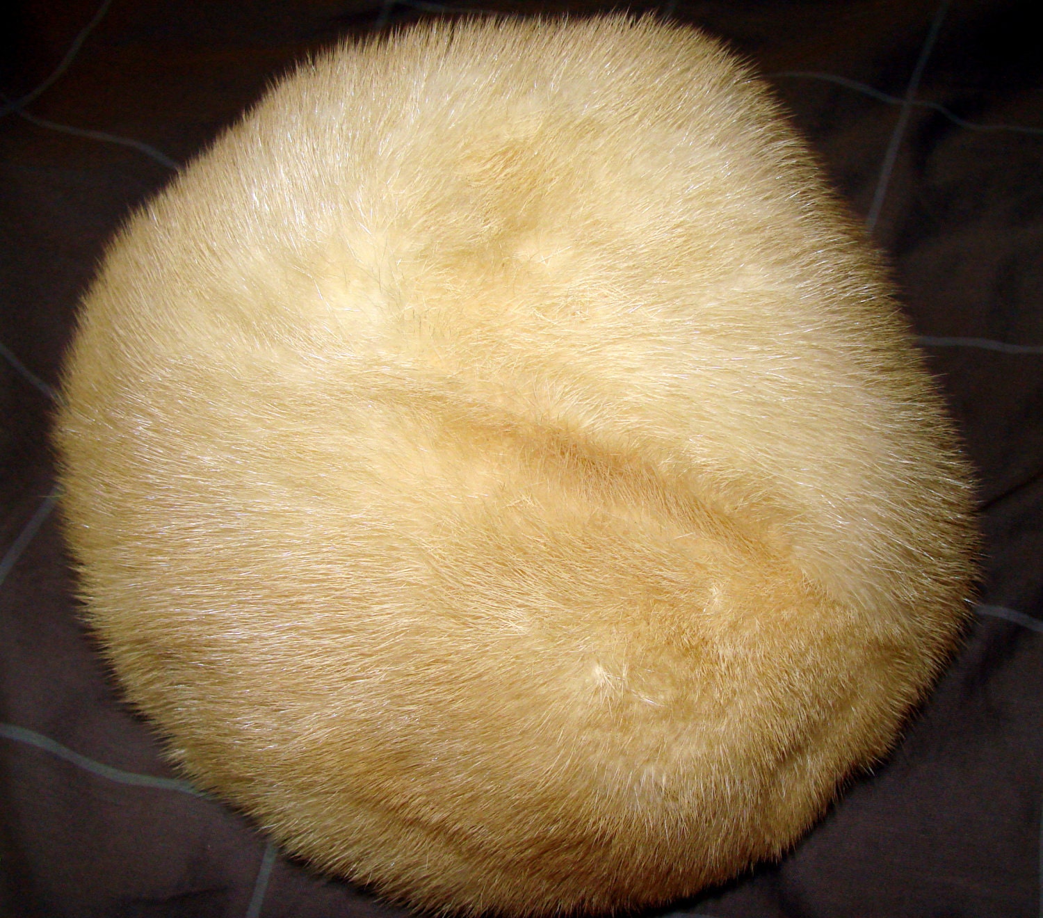 1960s White Mink Fur Hat Eaton's Fur Salon