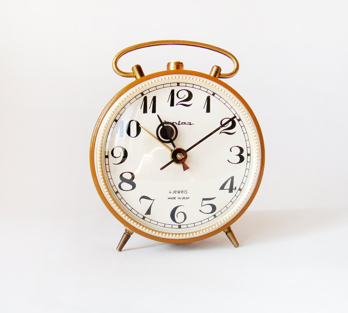Gorgeous Mustard Russian Jantaz Clock - vintage alarm clock in working order