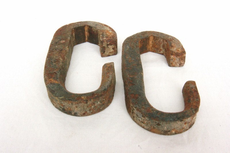 Industrial decor 2 French antique wrought iron letter C, rusted metal, rusty metal, French antique, French, Industrial chic
