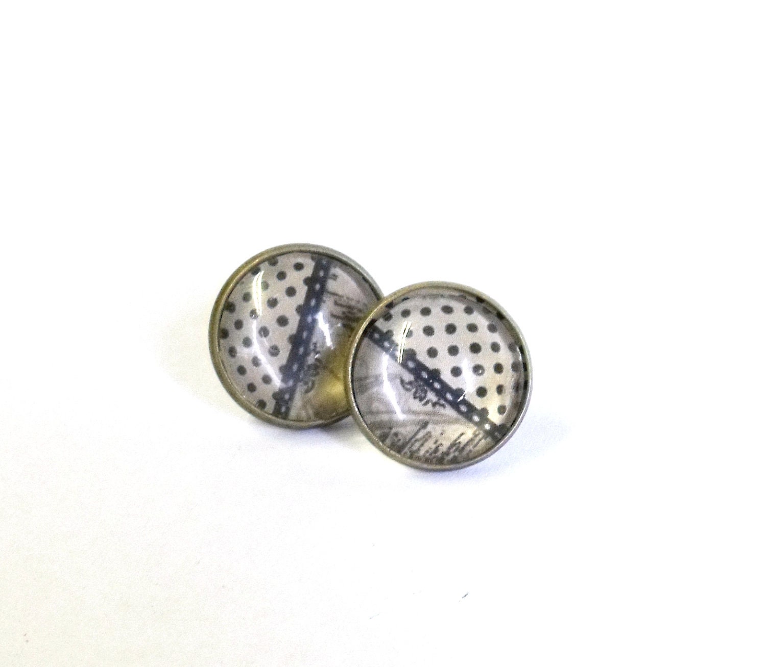 Mademoiselle antique brass earrring studs ear post