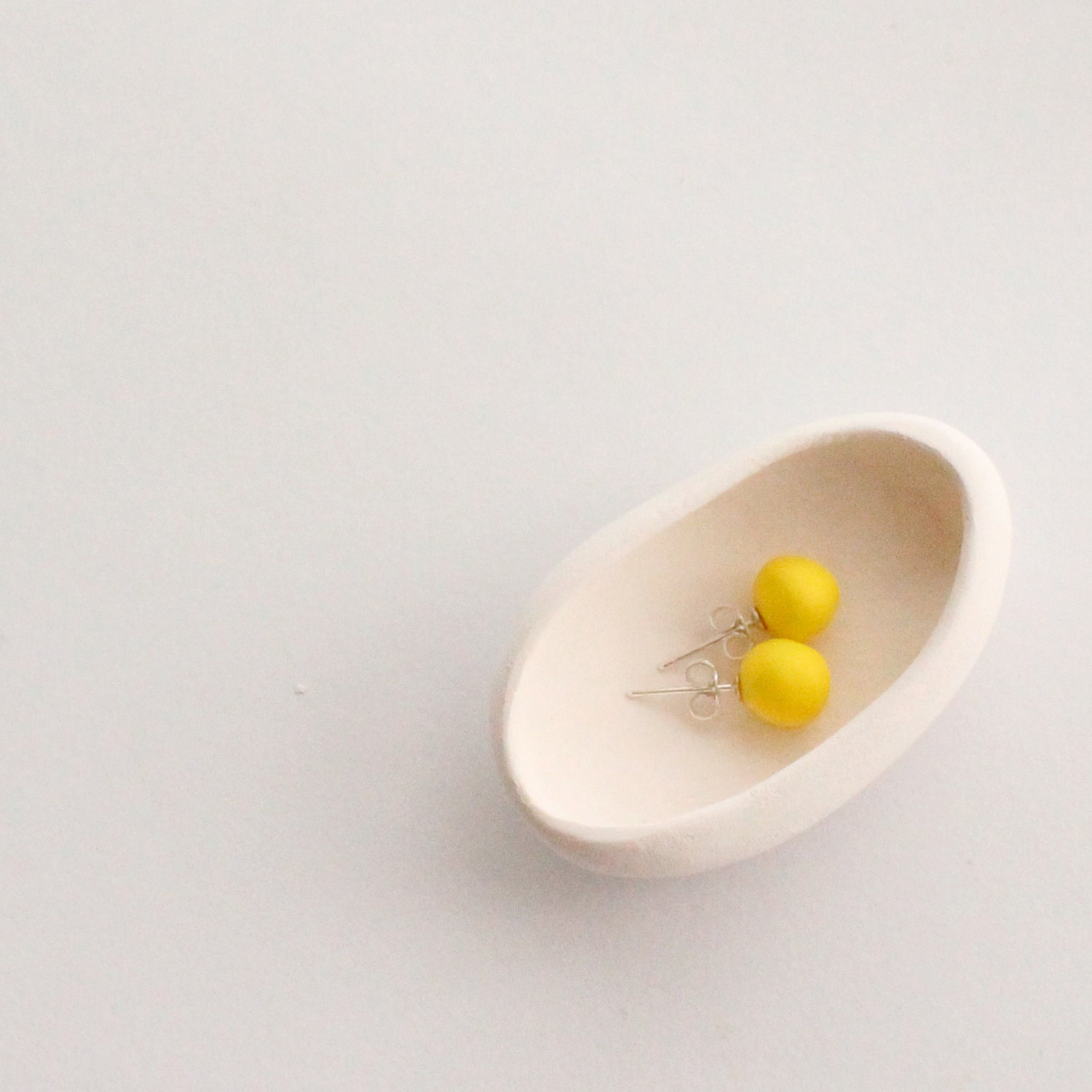 Sun pea pod stud earrings - sterling silver