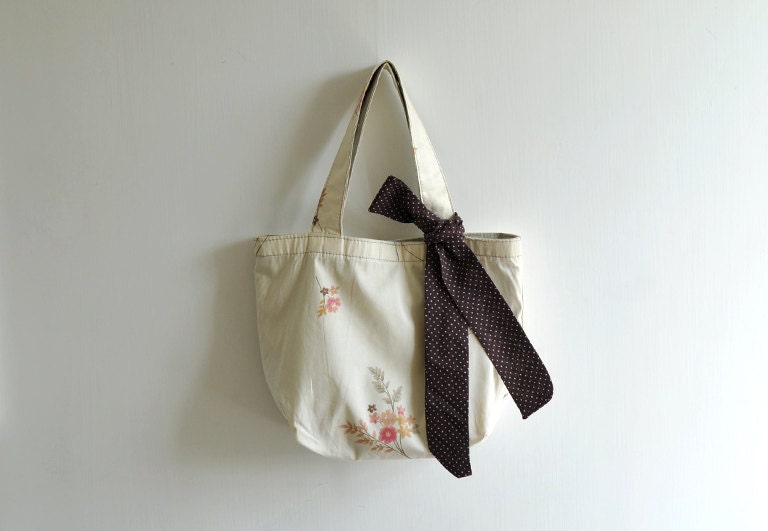 The Falling tote bag, flower pattern small tote bag
