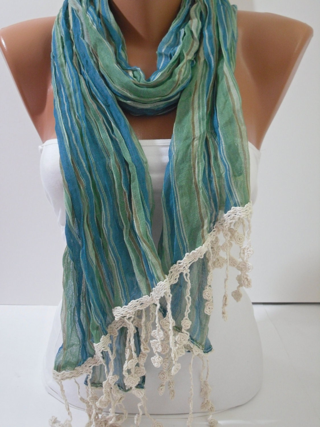 Green Elegance Shawl Scarf