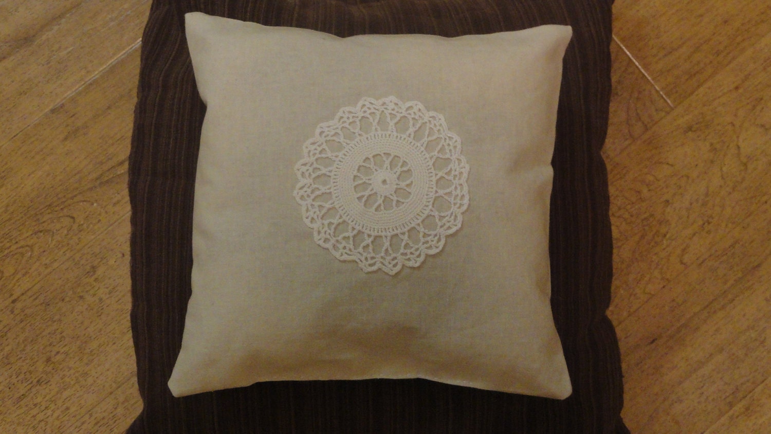 Vintage Doily Appliqued- Lavender-Filled Sachet Pillow- Shabby Chic- 100% Linen Fabric