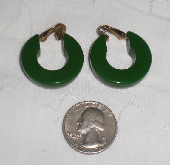 Bakelite Hoop Earrings, Jade Green Bakelite Simichrome Tested Bakelite Jewelry, Vintage Clip On Hoops