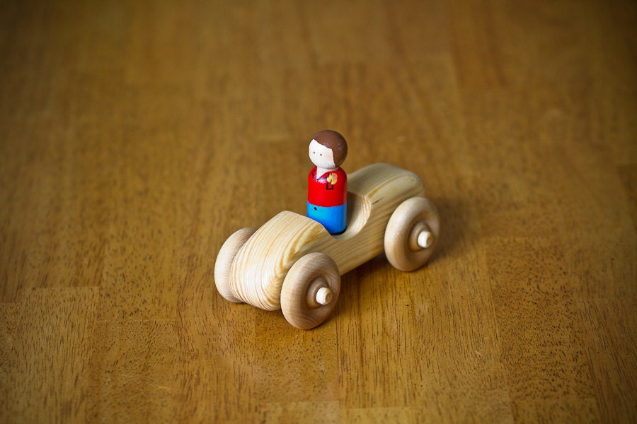 Vroom Wooden Peg Doll Car