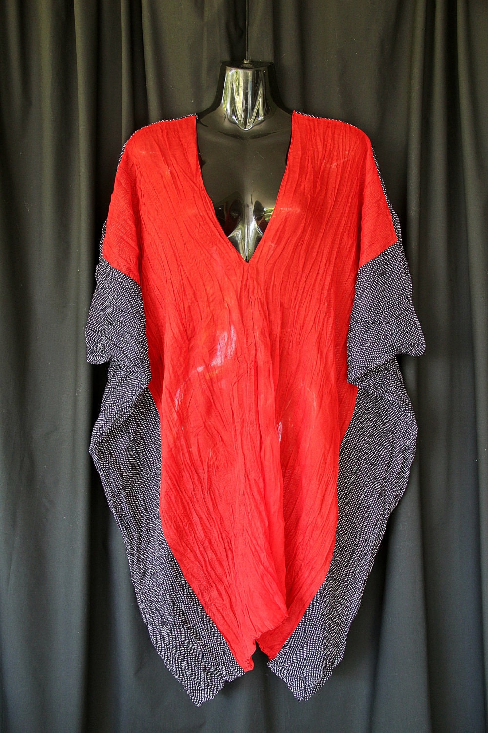 Striking two tone kaftan