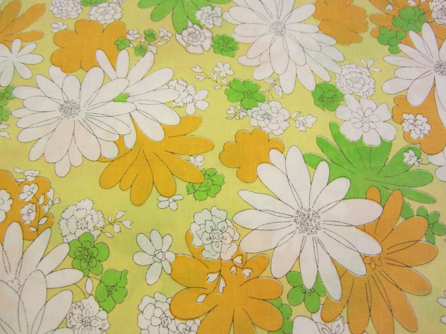 SALE 70's Flowers- Flat Twin Size