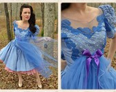 Beaded gown, wedding dress,Alice in Wonderland, Goth,Victorian, vintage,party dress, lace, crinoline, gypsy wedding dress gown  8/10