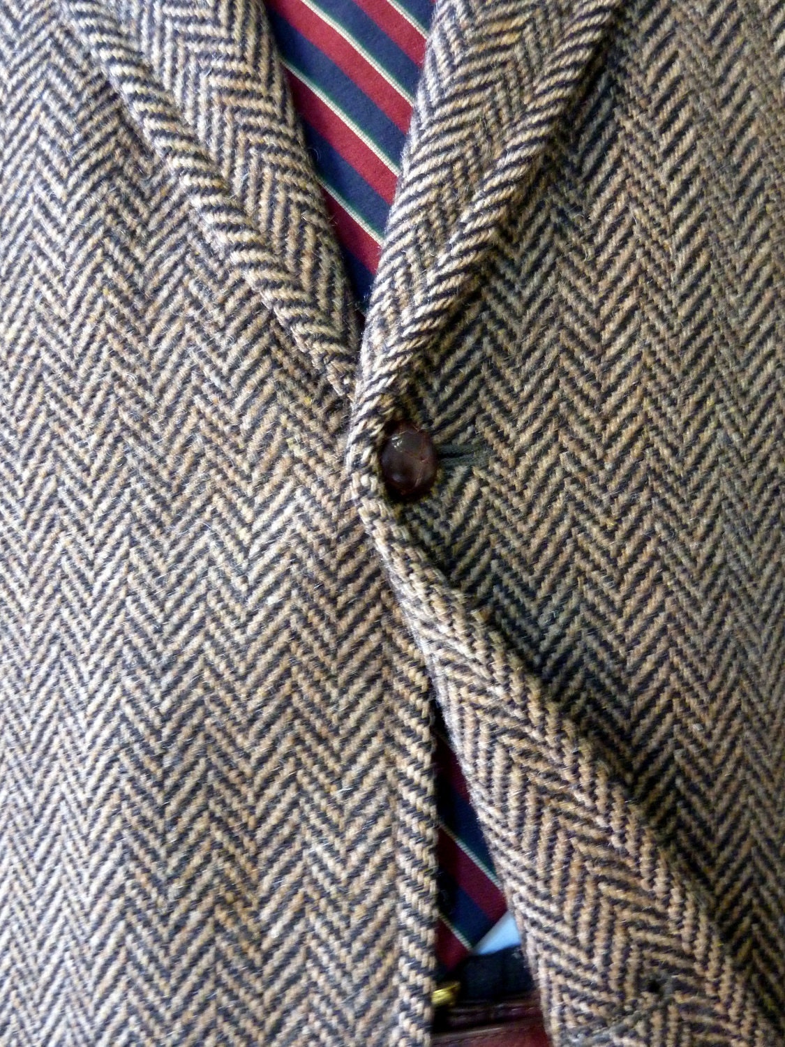 Vintage Brooks Brothers BROOKSGATE Brown Herringbone Tweed FITTED Jacket. 39 R. Made in USA.