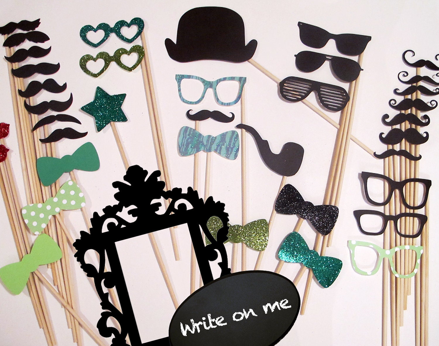 Photobooth Props Everything You Need For The Perfect Photo Booth 