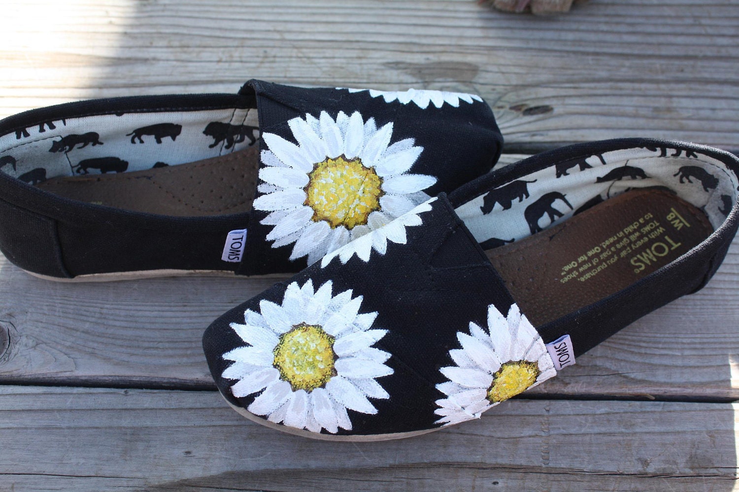 White Flowers Daisies Original Custom Acrylic Painting for Toms/Canvas Shoes TOMS NOT INCLUDED