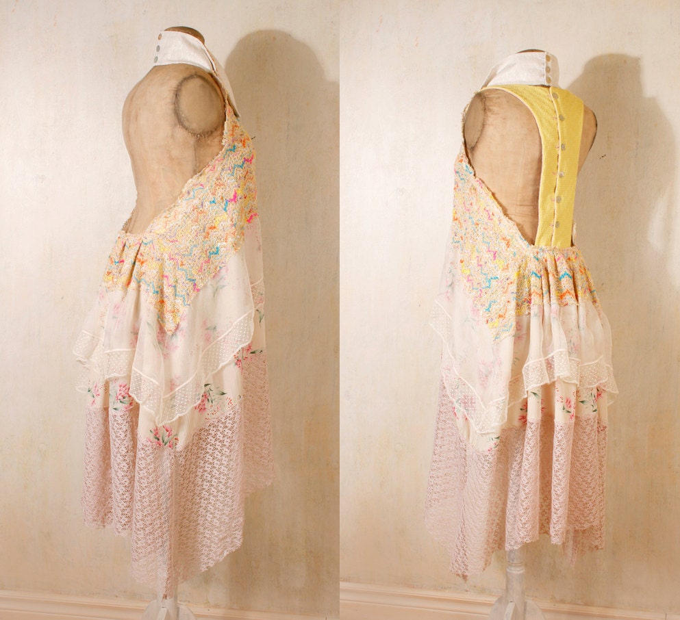 Bohemian wedding dress Lace dress 1920s wedding dress Beach wedding dress Hippie boho dress Pink wedding dress Backless wedding dress