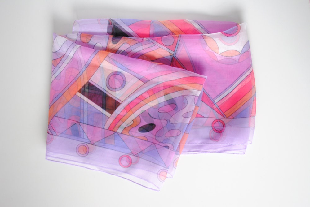 Chiffon Scarf // 80s Purple Scarf // Geometric Print Pastel Purple Scarf