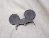 Miki Brooch. Natural recycled black leather, minimalistic, pure, funny. - Uczarczyk