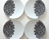 Lace plates set