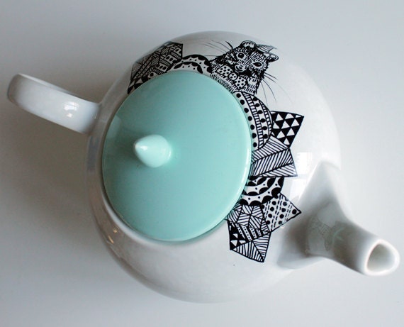 Mouse In Teapot