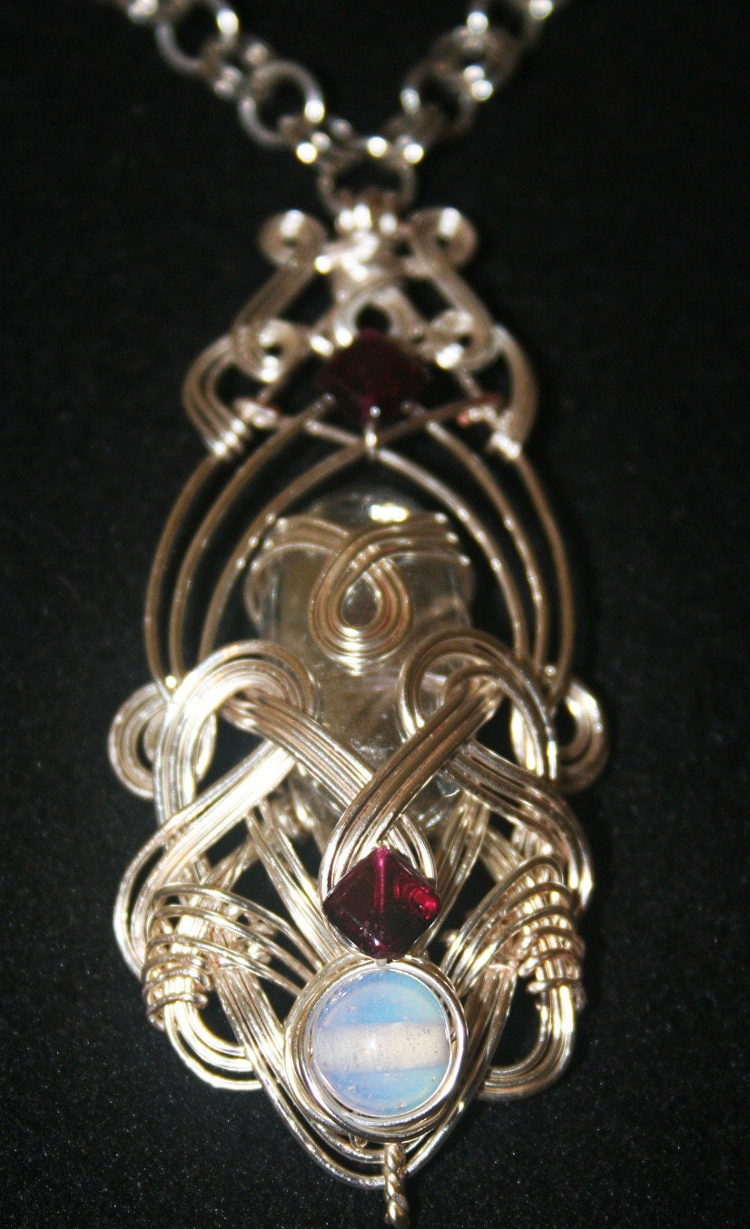 Silver-plated Woven-wire Necklace With Opalescent Vintage and Garnet Beads