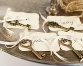 Vintage Wedding Escort Cards, Skeleton Key Place Cards for your vintage inspired romatic wedding, ivory - 50 Place Cards