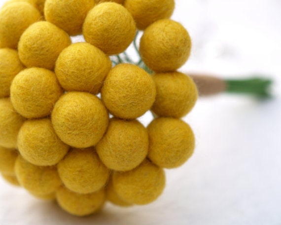 Bridal Bouquet for your Wedding, Yellow Craspedia Flowers, Needle Felt, Everlansting, Billy Button Balls, Classic Country Bride Spring