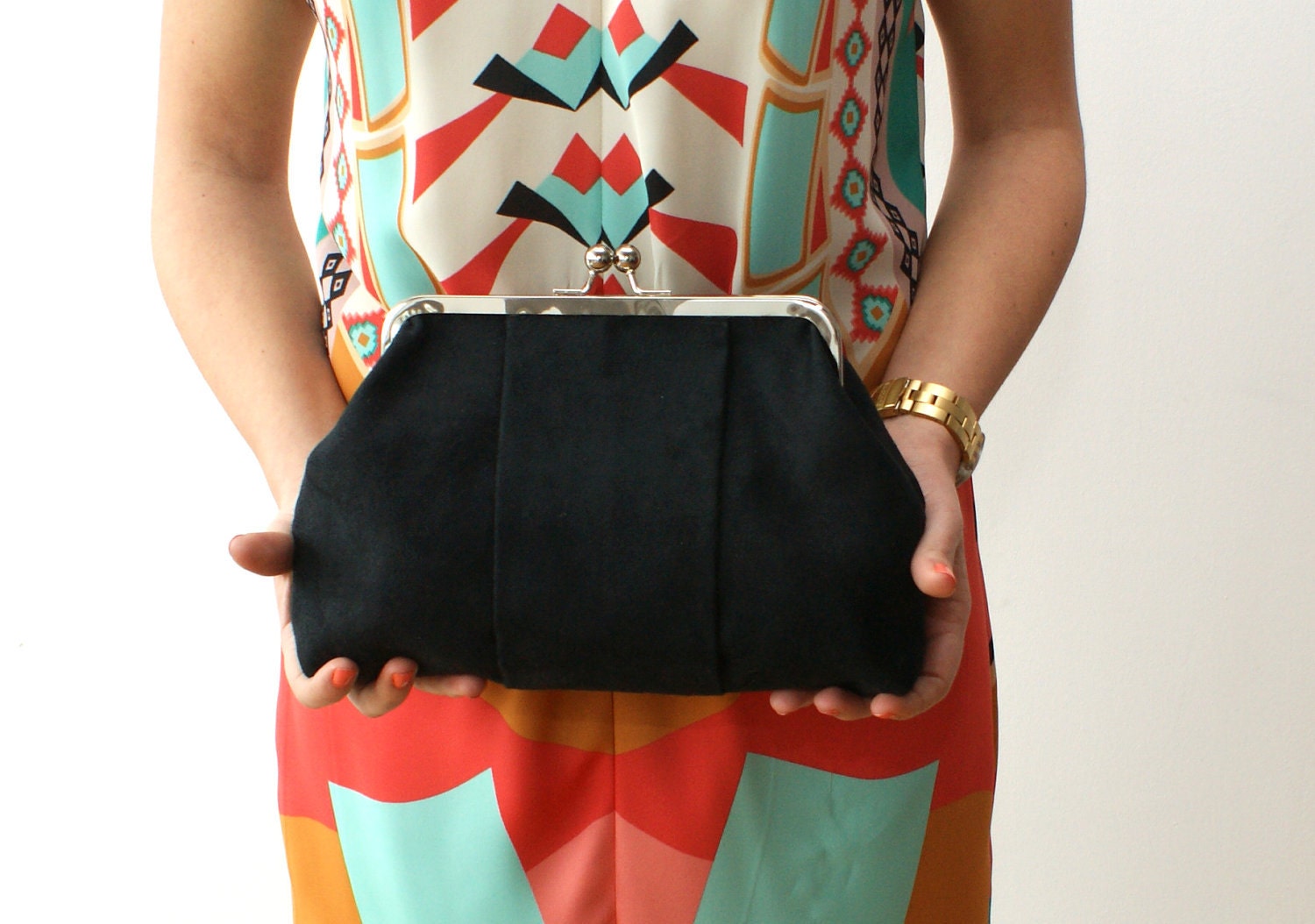 Purse frame bag - Black with swallows print