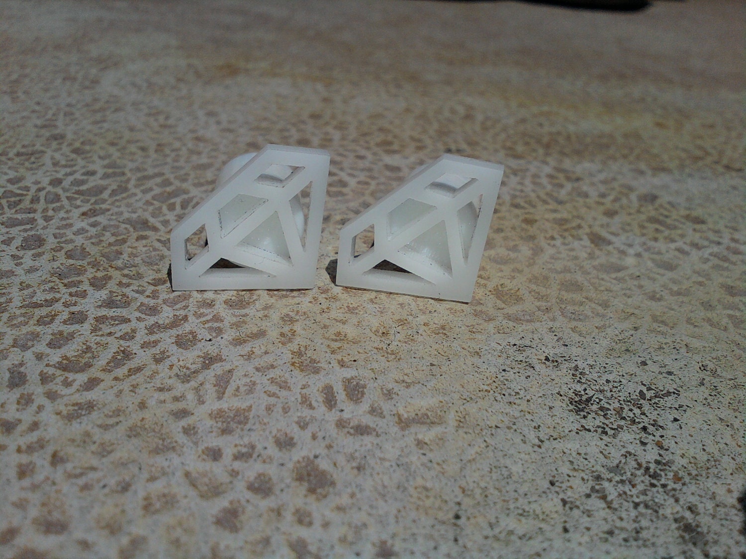 White Diamond Plugs