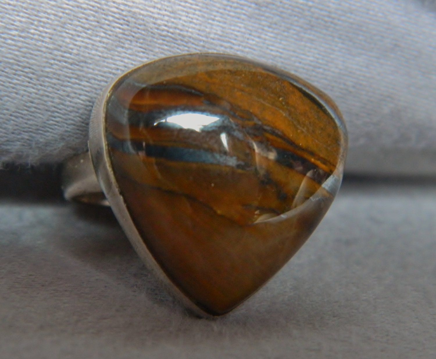 Large tiger eye with silver setting